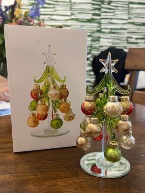 LS Arts Glass Green Glass Christmas Tree w/ Ornaments
